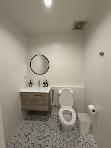 อาคารให้เช่า พระโขนง สุขุมวิท : Buildings for rent in Phra Khanong, Sukhumvit., Bangkok, Phra Kanong, Khlong Toei, Bangkok, , 400 sqm, Shophouse For Rent, by TOAH T., 500271783 - DDproperty.com