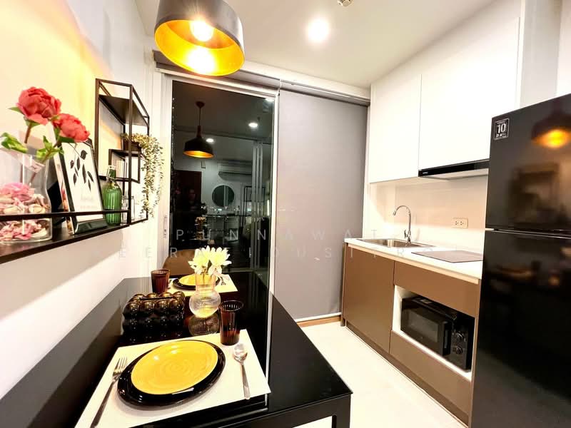 The Base Sukhumvit 77, Bangkok, 289 Sukhumvit 77 Road, Phra Kanong Nua, Watthana, Bangkok, 1 Bedroom, 31 sqm, Condo For Rent, by Punnawat Keeratidusitroj, 500271789 - DDproperty.com
