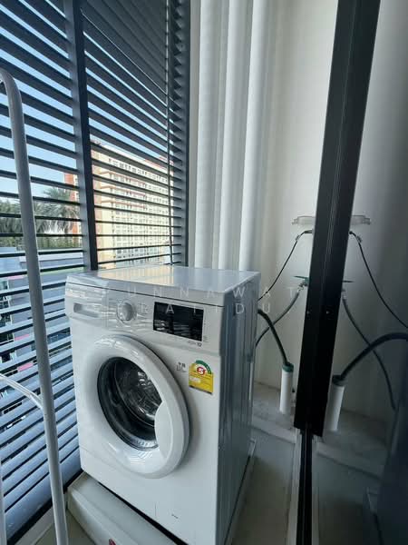 Mazarine Ratchayothin, Bangkok, Soi Phahonyothin 30, Phahonyothin Road, Chan Kasem, Chatuchak, Bangkok, 1 Bedroom, 33 sqm, Condo For Rent, by Punnawat Keeratidusitroj, 500271794 - DDproperty.com