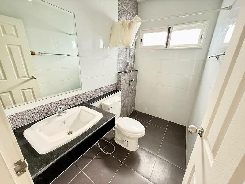 The Passage Ramintra-Khubon, Bangkok, Khubon Road, Bang Chun, Khlong Sam Wa, Bangkok, 4 Bedrooms, 90 sqm, Townhouse For Sale, by กรณวัสส์ กัณฑวัสส์วงส์, 500271805 - DDproperty.com