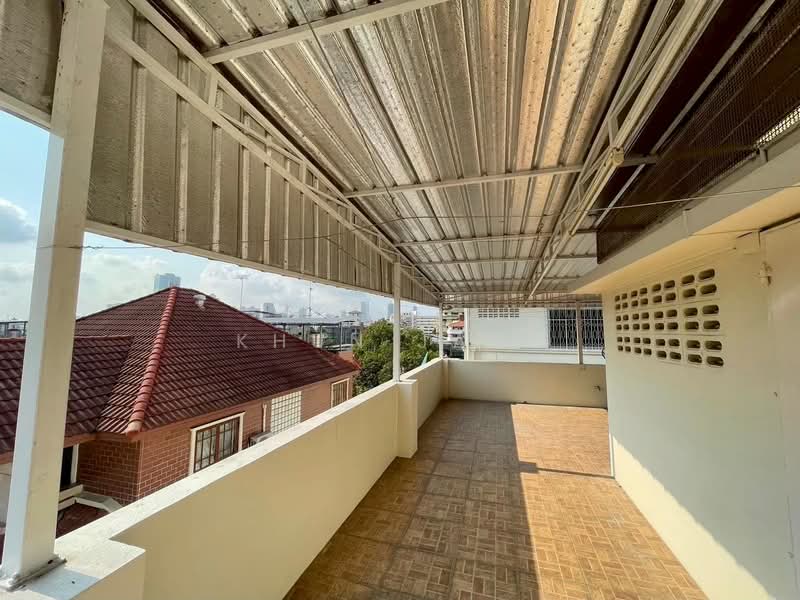 Townhome for Rent – Rama 3 (SPSJP297), Bangkok, ช่องนนทรี ซอย 5, Chong Nonsi, Yan Nawa, Bangkok, 4 Bedrooms, 130 sqm, Townhouse For Rent, by Khun Jane, 500271806 - DDproperty.com