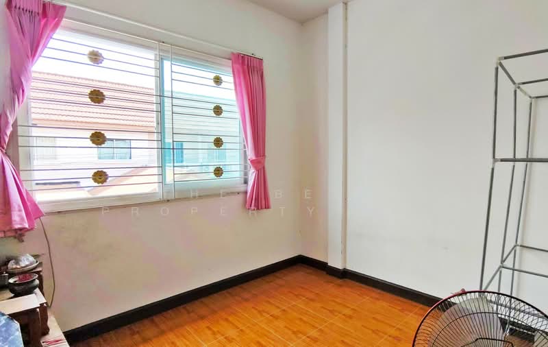 วราภิรมย์ สามพราน, Nakhon Pathom, Rai Khing, Sam Phran, Nakhon Pathom, 3 Bedrooms, 90 sqm, Townhouse For Sale, by The Best Property จิฟฟี่, 500271807 - DDproperty.com