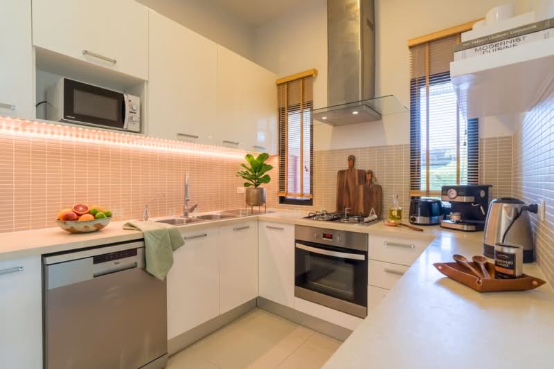 Tanode Estate, Phuket, Choeng Thale, Thalang, Phuket, 3 Bedrooms, 266 sqm, Villa For Sale, by Mark Horsfall, 500271823 - DDproperty.com