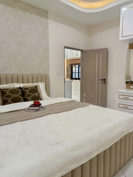 Luxury Pool Villa for Sale Khao Noi East Pattaya, Chon Buri (Pattaya), Bang Lamung, Bang Lamung (Pattaya), Chon Buri (Pattaya), 4 Bedrooms, 220 sqm, Villa For Sale, by PLC real estate, 500271828 - DDproperty.com