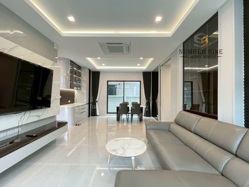 ขาย - Bangkok Boulevard Bangna-Srinakarin : บางกอก บูเลอวาร์ด บางนา-ศรีนครินทร์, สมุทรปราการ