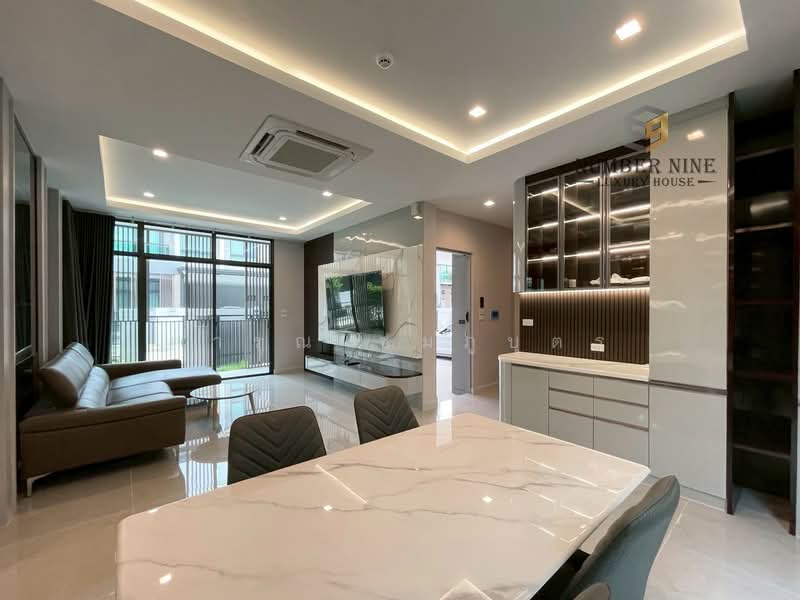 ขาย - Bangkok Boulevard Bangna-Srinakarin : บางกอก บูเลอวาร์ด บางนา-ศรีนครินทร์, สมุทรปราการ