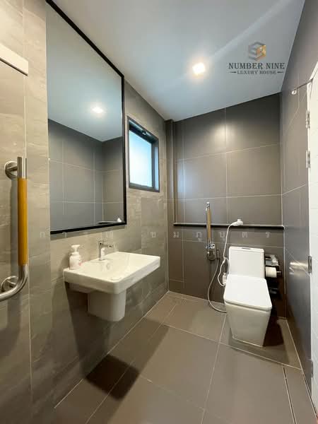 ขาย - Bangkok Boulevard Bangna-Srinakarin : บางกอก บูเลอวาร์ด บางนา-ศรีนครินทร์, สมุทรปราการ