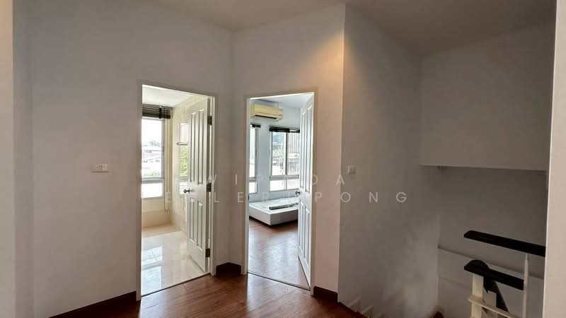 Baanklangmuang Urbanion Ladprao 71, Bangkok, Lat Phrao, Lat Phrao, Bangkok, 3 Bedrooms, 167 sqm, Townhouse For Sale, by Wipada Leelerdpong, 500271866 - DDproperty.com