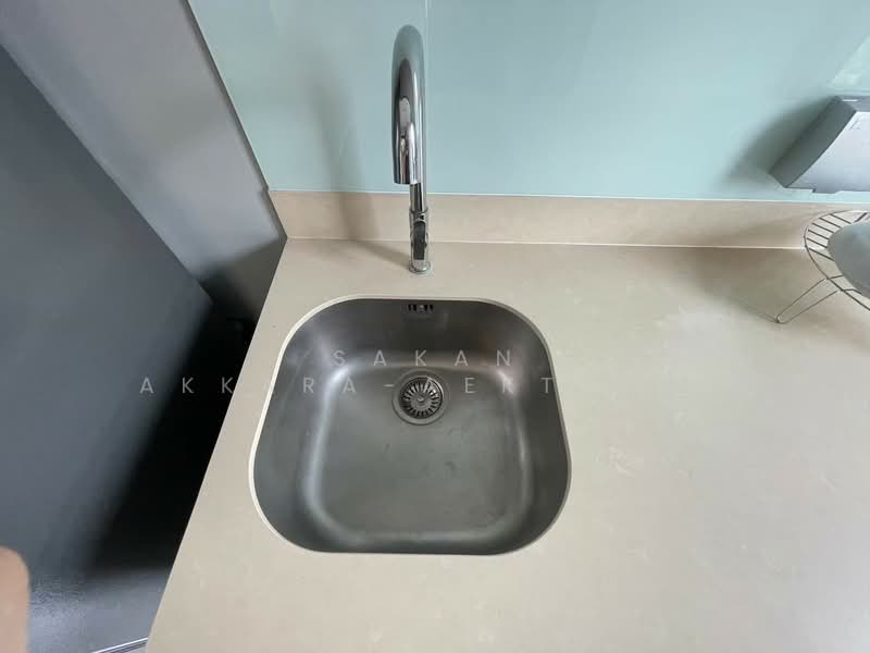 Rhythm Sukhumvit 36-38, Bangkok, 55 Soi Sukhumvit 36, Sukhumvit Road, Phra Kanong, Khlong Toei, Bangkok, 1 Bedroom, 34 sqm, Condo For Rent, by Sakan Akkara-aektalin, 500271867 - DDproperty.com