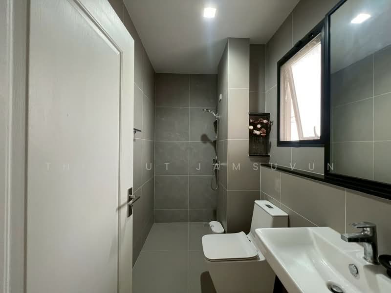 Bangkok Boulevard Westgate, Nonthaburi, 889 Kanchanaphisek Road, Bang Bua Thong, Bang Bua Thong, Nonthaburi, 5 Bedrooms, 248 sqm, Single Detached House For Sale, by Thitirut Jamsuvun, 500271897 - DDproperty.com