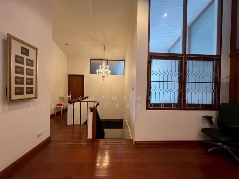 บ้านเดี่ยว 2 ชั้น ซอยมิตรอนันต์ ใกล้รถไฟสามเสน, Bangkok, Phaya Thai, Phaya Thai, Bangkok, 5 Bedrooms, 400 sqm, Single Detached House For Sale, by Panthawan Keeratithavornanan, 500271906 - DDproperty.com