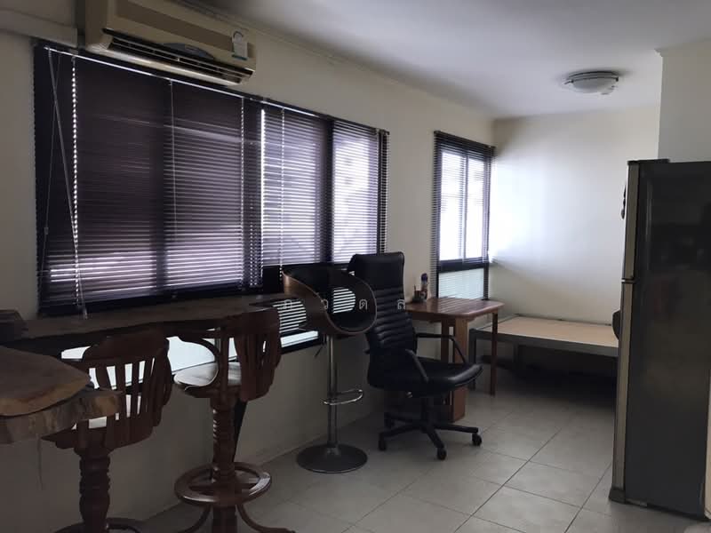 Lumpini Ville Phra Mae Maree-Sathorn, Bangkok, 46 Charoen Krung Road, Yan Nawa, Sathon, Bangkok, 2 Bedrooms, 61 sqm, Condo For Sale, by ภวดล, 500271907 - DDproperty.com
