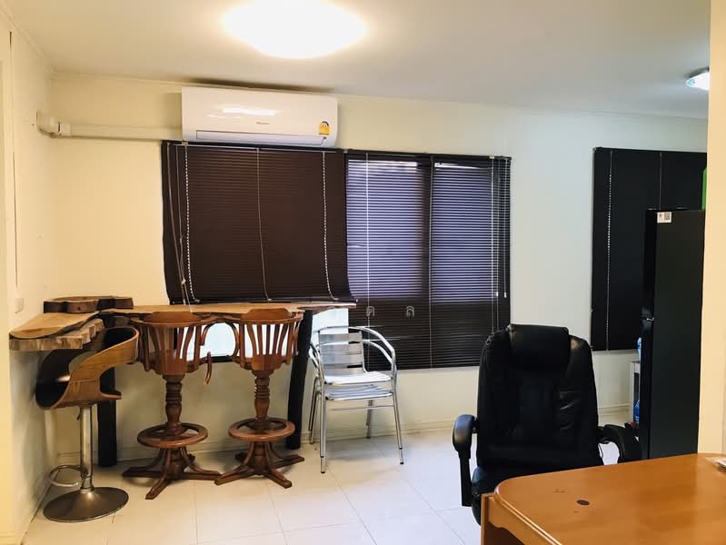 Lumpini Ville Phra Mae Maree-Sathorn, Bangkok, 46 Charoen Krung Road, Yan Nawa, Sathon, Bangkok, 2 Bedrooms, 61 sqm, Condo For Sale, by ภวดล, 500271907 - DDproperty.com