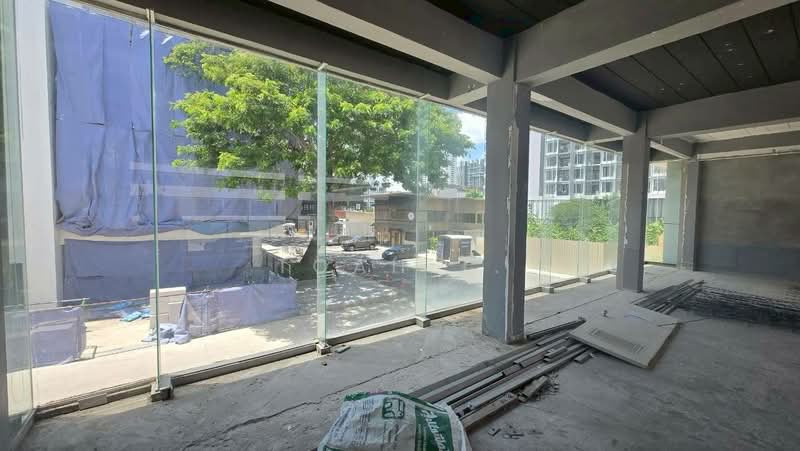 พื้นที่ให้เช่า เอกมัย ทองหล่อ สุขุมวิท : Space for rent in Ekkamai, Thonglor, Sukhumvit, Bangkok, Khlong Tan Nua, Watthana, Bangkok, , 72 sqm, Retail Space For Rent, by TOAH T., 500271914 - DDproperty.com
