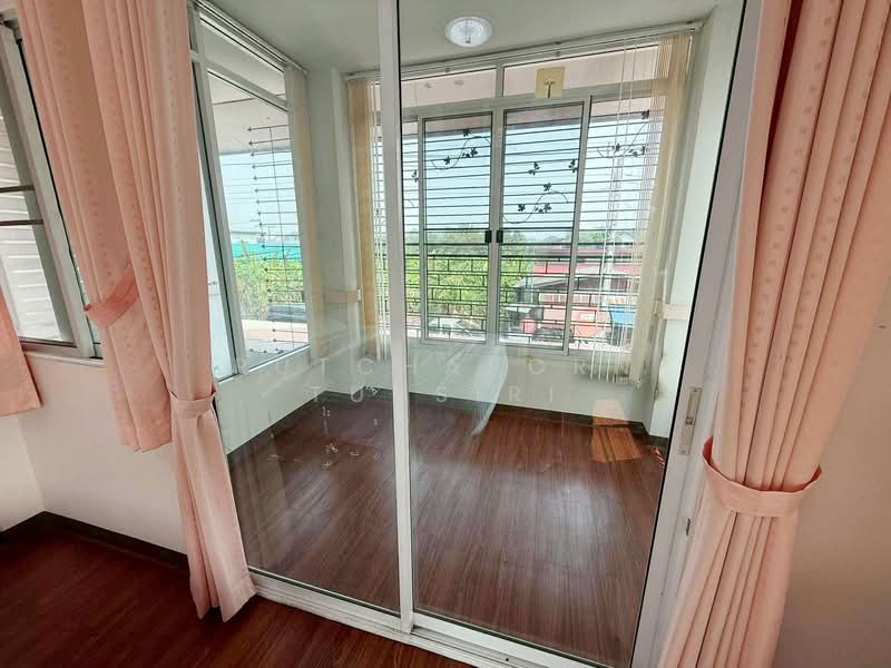 ให้เช่า - ทาวน์เฮ้าส์ให้เช่า – ใกล้ 89 พลาซ่า เพียง 5 นาที ค่าเช่า 15,000 บาท / เดือน รหัสทรัพย์ : No.15H859, เชียงใหม่