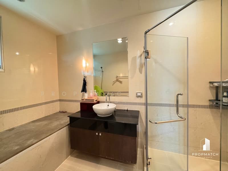 Baan Klang Krung Siam-Pathumwan : บ้านกลางกรุง สยาม-ปทุมวัน คอนโดมิเนียม, กรุงเทพ, ถนนเพชรบุรี แขวงถนนเพชรบุรี เขตราชเทวี กรุงเทพมหานคร, ถนนเพชรบุรี, ราชเทวี, กรุงเทพ, 67 ตร.ม., คอนโด ขาย, โดย PROPMATCH CO., LTD., 500271987 - DDproperty.com