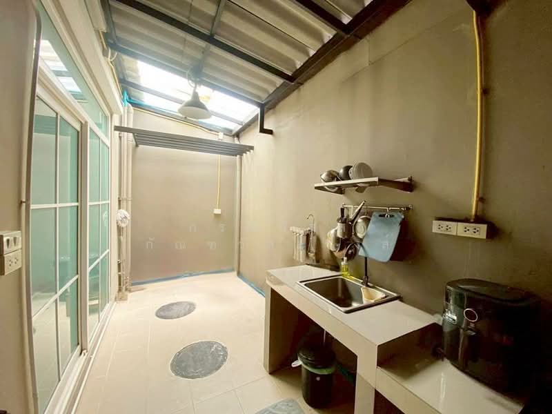 Q District Westgate, Nonthaburi, Chan Thong Iam Road, Bang Rak Pattana, Bang Bua Thong, Nonthaburi, 3 Bedrooms, 90 sqm, Townhouse For Sale, by กรณวัสส์ กัณฑวัสส์วงส์, 500272031 - DDproperty.com