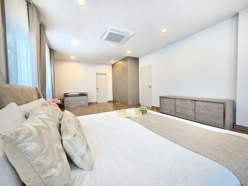 Centro Bangna, Samut Prakan, 111 Soi 3, Bang Kaeo, Bang Plee, Samut Prakan, 4 Bedrooms, 303 sqm, Single Detached House For Rent, by YTD Land&houses Real Estate Agency, 500272059 - DDproperty.com