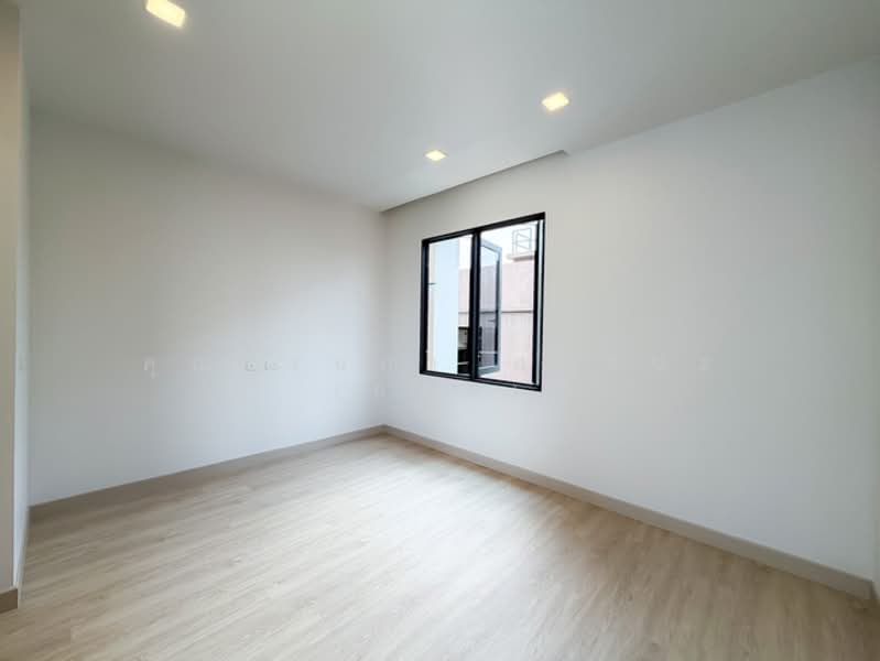 The Cabinet 29, Bangkok, Chorake Bua, Lat Phrao, Bangkok, 3 Bedrooms, 250 sqm, Townhouse For Sale, by คุณรุ่งนภา ศาสนะ (ออย), 500272062 - DDproperty.com