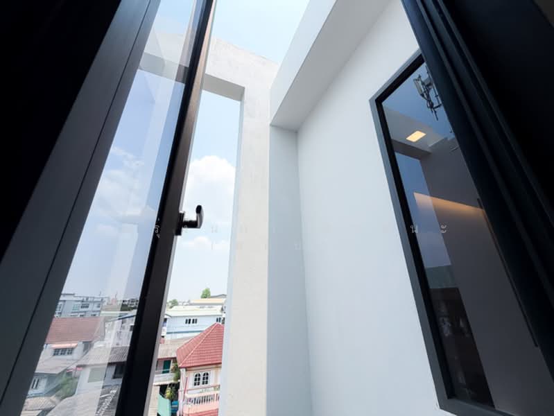 The Cabinet 29, Bangkok, Chorake Bua, Lat Phrao, Bangkok, 3 Bedrooms, 250 sqm, Townhouse For Sale, by คุณรุ่งนภา ศาสนะ (ออย), 500272062 - DDproperty.com
