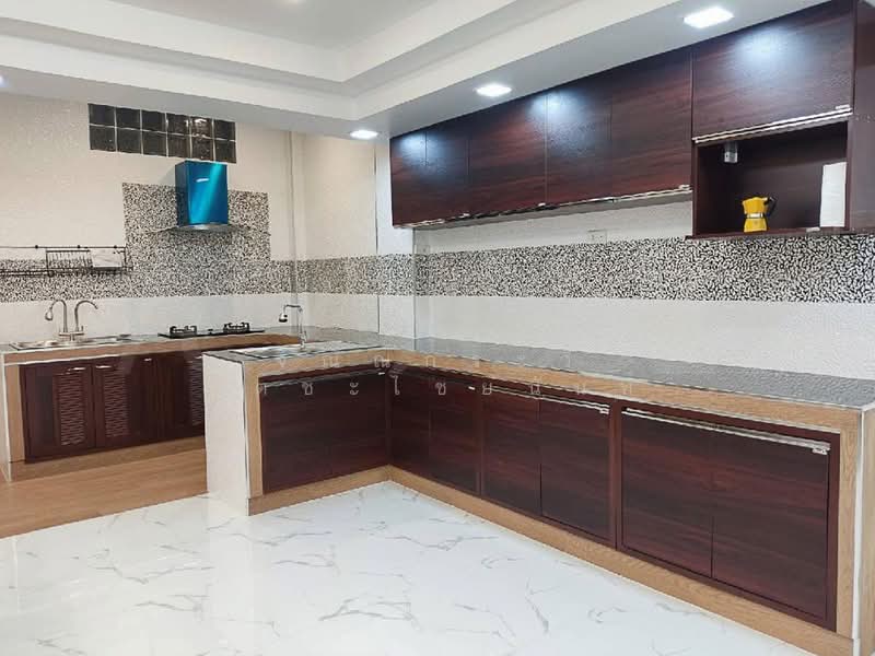 Seangson Niwest Village @Sukhumvit 68, Bangkok, สุขุมวิท, Bang Na Nuea, Bang Na, Bangkok, 2 Bedrooms, 140 sqm, Townhouse For Sale, by จิณณ์กระวี เตชะไชยนันท์, 500272066 - DDproperty.com