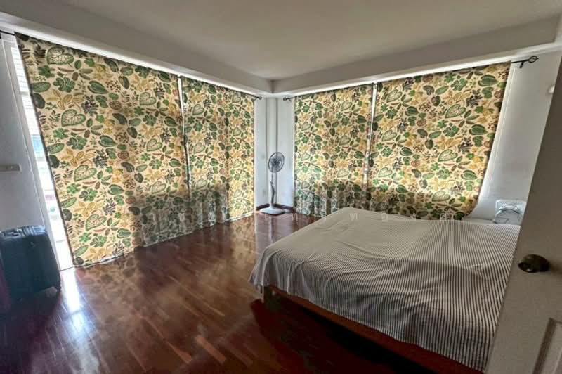 ซอยลาดพร้าว 87 แยก 10 ถนนลาดพร้าว แขวงวังทองหลาง เขตวังทองหลาง กทม. 10310, Bangkok, ลาดพร้าว, Wang Thonglang, Wang Thonglang, Bangkok, 5 Bedrooms, 350 sqm, Single Detached House For Sale, by สง่าชัย ไทรทองคำ, 500272067 - DDproperty.com