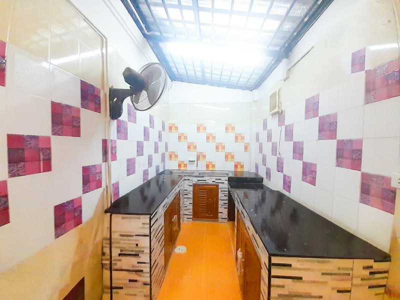 Pruksa 28/1, Samut Prakan, Praksa Road, Phreak Sa Mai, Muang Samut Prakarn, Samut Prakan, 3 Bedrooms, 120 sqm, Townhouse For Sale, by The Best Property แอ๊ด, 500272078 - DDproperty.com