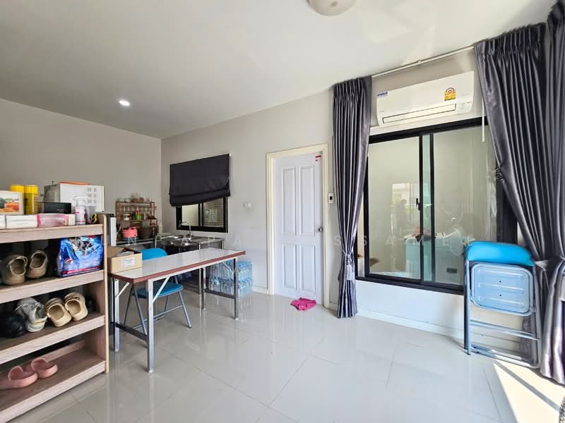 S Gate Town Ratchaphruek-345, Nonthaburi, Road 345, Lam Pho, Bang Bua Thong, Nonthaburi, 2 Bedrooms, 111 sqm, Townhouse For Sale, by Punpapa Rassamee, 500272094 - DDproperty.com