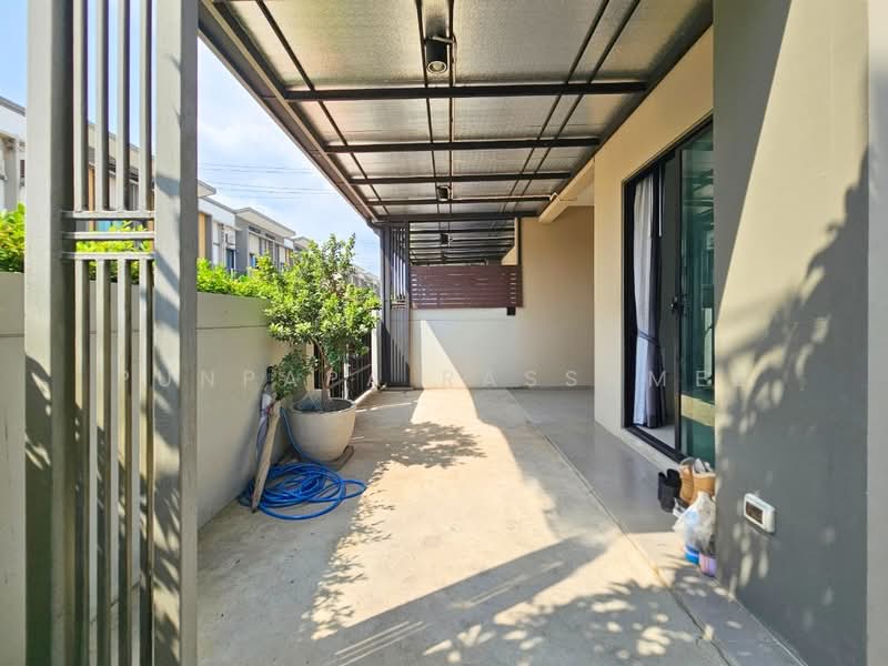 S Gate Town Ratchaphruek-345 : เอสเกต ทาวน์ ราชพฤกษ์-345, นนทบุรี, ถนน 345, ลำโพ, บางบัวทอง, นนทบุรี, 111 ตร.ม., ทาวน์เฮ้าส์ ขาย, โดย Punpapa Rassamee, 500272094 - DDproperty.com