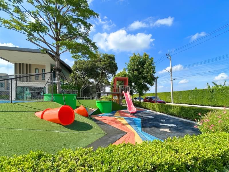 S Gate Town Ratchaphruek-345, Nonthaburi, Road 345, Lam Pho, Bang Bua Thong, Nonthaburi, 2 Bedrooms, 111 sqm, Townhouse For Sale, by Punpapa Rassamee, 500272094 - DDproperty.com