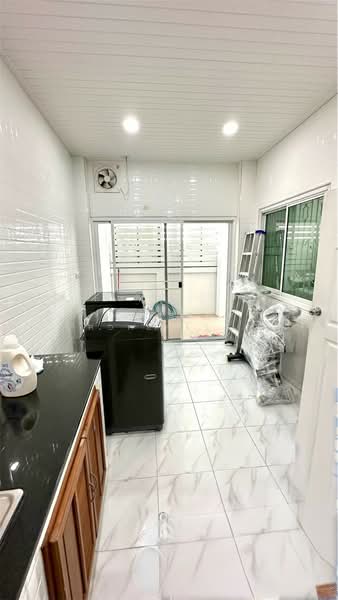หมู่บ้านชญาดา แอท เวิร์ค บางนา กม.5 (Baan Chayada @Work), Bangkok, Dok Mai, Prawet, Bangkok, 4 Bedrooms, 150 sqm, Townhouse For Sale, by The Best Property  ตั้ม, 500272122 - DDproperty.com