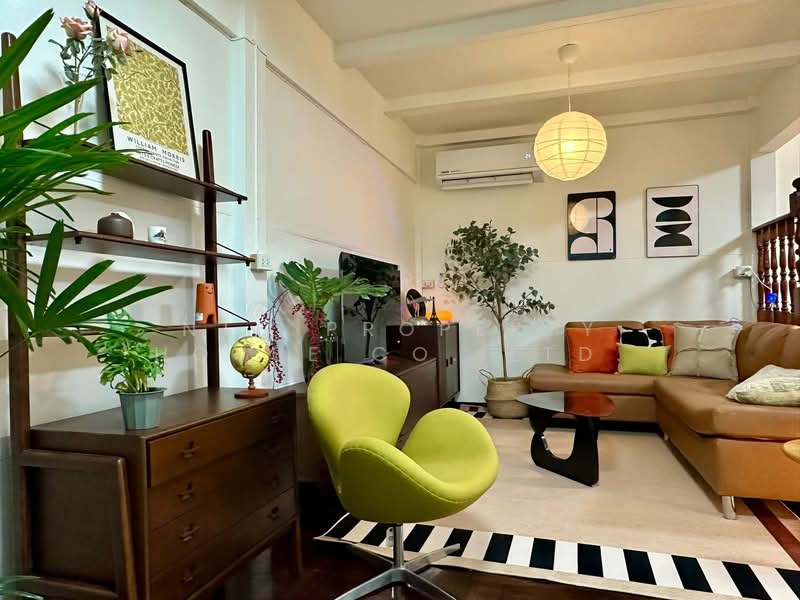 For Rent - NG359 ให้เช่าบ้านบ้านพร้อม เพิ่งรีโนเวท ใหม่ ซอย เสรีไทย 57 ขนาดที่ดิน 100 ตรว., Bangkok