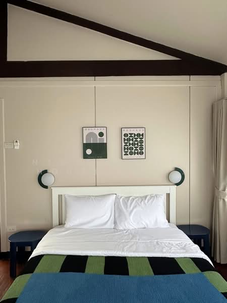 For Rent - NG359 ให้เช่าบ้านบ้านพร้อม เพิ่งรีโนเวท ใหม่ ซอย เสรีไทย 57 ขนาดที่ดิน 100 ตรว., Bangkok