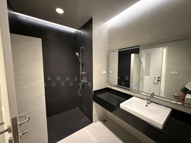 The Fourwings Residence, Bangkok, 335 Srinakarin, Hua Mak, Bang Kapi, Bangkok, 1 Bedroom, 66 sqm, Condo For Sale, by Kanueng (Pro) Noppornpitak, 500272162 - DDproperty.com