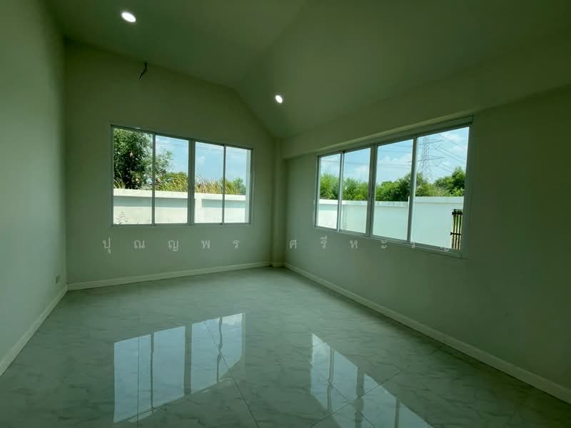 ขายบ้านเดี่ยว 2 ชั้น ถนนรังสิต-นครนายก คลอง 12, Pathum Thani, Nong Sam Wang, Nong Sua, Pathum Thani, 7 Bedrooms, 550 sqm, Single Detached House For Sale, by ปุณญพร ศรีหะรัญ, 500272166 - DDproperty.com