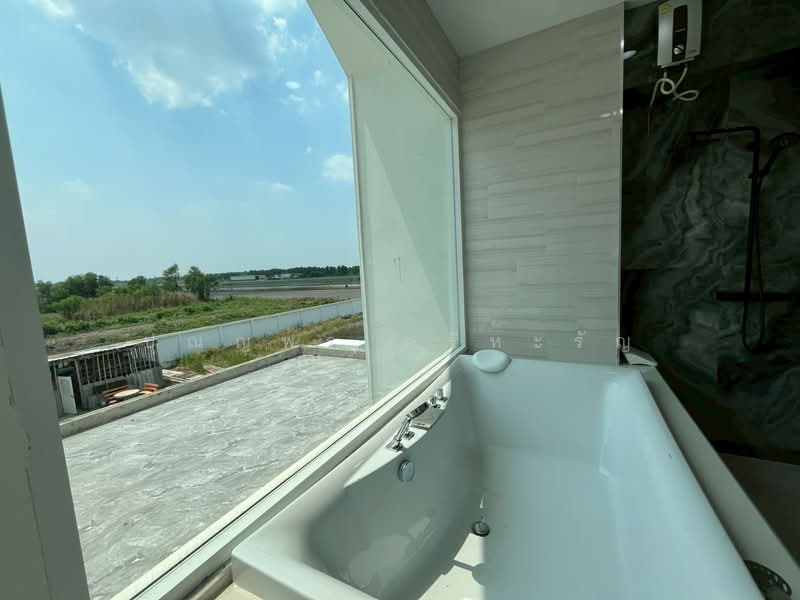 ขายบ้านเดี่ยว 2 ชั้น ถนนรังสิต-นครนายก คลอง 12, Pathum Thani, Nong Sam Wang, Nong Sua, Pathum Thani, 7 Bedrooms, 550 sqm, Single Detached House For Sale, by ปุณญพร ศรีหะรัญ, 500272166 - DDproperty.com