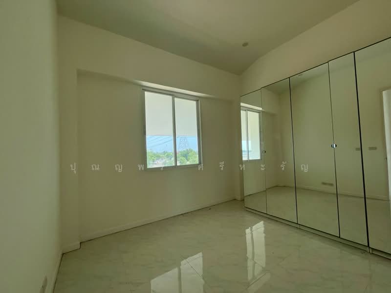 ขายบ้านเดี่ยว 2 ชั้น ถนนรังสิต-นครนายก คลอง 12, Pathum Thani, Nong Sam Wang, Nong Sua, Pathum Thani, 7 Bedrooms, 550 sqm, Single Detached House For Sale, by ปุณญพร ศรีหะรัญ, 500272166 - DDproperty.com