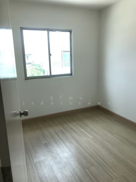 Pruksa Ville 60 Ladkrabang - Onnut : พฤกษาวิลล์ 60 ลาดกระบัง - อ่อนนุช, สมุทรปราการ, ถนนลาดกระบัง, ศีรษะจรเข้น้อย, บางเสาธง, สมุทรปราการ, 120 ตร.ม., ทาวน์เฮ้าส์ ขาย, โดย สุวัฒน์ วงศ์สวรรค์พร, 500272189 - DDproperty.com