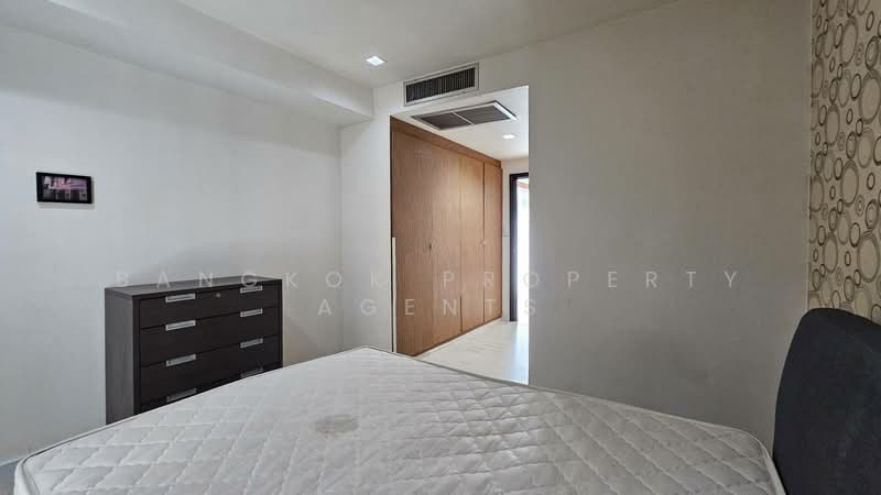 Royal Castle Sukhumvit, Bangkok, 30 Soi Sukhumvit 39, Khlongtoei Nua, Watthana, Bangkok, 3 Bedrooms, 160 sqm, Condo For Rent, by BANGKOK PROPERTY AGENTS, 500272195 - DDproperty.com