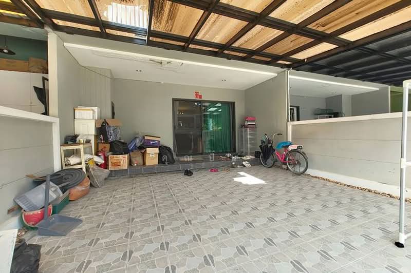 The Metro Pattanakarn-Srinakarin, Bangkok, Soi On Nut 80 Yak 5, Prawet, Bangkok, 3 Bedrooms, 180 sqm, Townhouse For Sale, by คุณปิ่น , 500272203 - DDproperty.com
