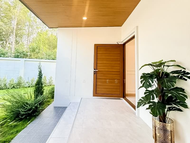 Corner House for Sale Na Kluea Pattaya Wide Land Plot, Chon Buri (Pattaya), Bang Lamung, Bang Lamung (Pattaya), Chon Buri (Pattaya), 3 Bedrooms, 346 sqm, Single Detached House For Sale, by PLC real estate, 500272213 - DDproperty.com