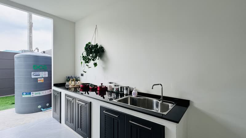 Feel Town Lat Phrao 101, Bangkok, ลาดพร้าว, Khlong Chaokhun Sing, Wang Thonglang, Bangkok, 4 Bedrooms, 270 sqm, Single Detached House For Sale, by Jintana Ongsurakul, 500272287 - DDproperty.com