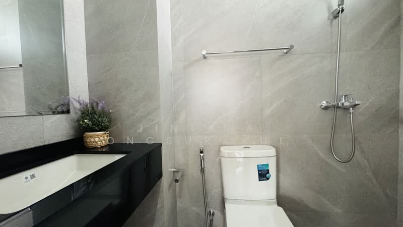 Feel Town Lat Phrao 101, Bangkok, ลาดพร้าว, Khlong Chaokhun Sing, Wang Thonglang, Bangkok, 4 Bedrooms, 270 sqm, Single Detached House For Sale, by Jintana Ongsurakul, 500272287 - DDproperty.com