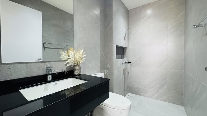 Feel Town Lat Phrao 101, Bangkok, ลาดพร้าว, Khlong Chaokhun Sing, Wang Thonglang, Bangkok, 4 Bedrooms, 270 sqm, Single Detached House For Sale, by Jintana Ongsurakul, 500272287 - DDproperty.com