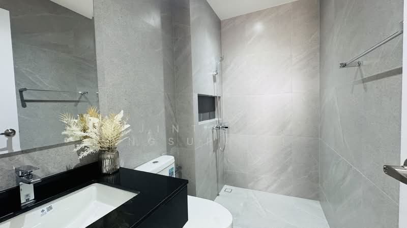 Feel Town Lat Phrao 101, Bangkok, ลาดพร้าว, Khlong Chaokhun Sing, Wang Thonglang, Bangkok, 4 Bedrooms, 270 sqm, Single Detached House For Sale, by Jintana Ongsurakul, 500272287 - DDproperty.com