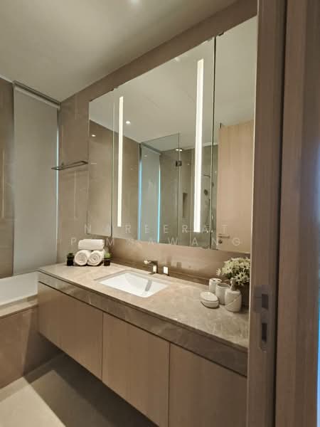 Magnolias Waterfront Residences, Bangkok, 259 Charoen Nakhon Road, Khlong Ton Sai, Khlong San, Bangkok, 2 Bedrooms, 102 sqm, Condo For Rent, by Nareerat Pimsawang, 500272309 - DDproperty.com