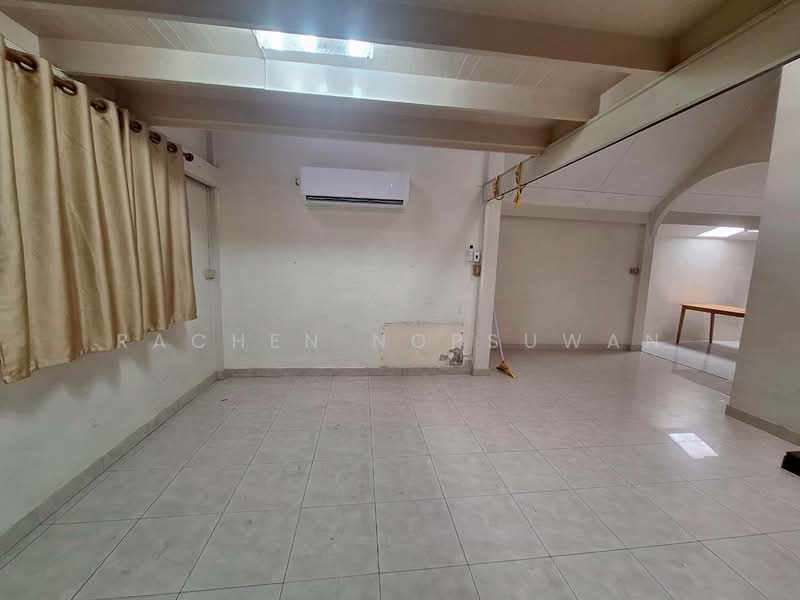 Sammakon Ramkhamhaeng, Bangkok, Ramkhamhaeng Road, Saphan Sung, Saphan Sung, Bangkok, 2 Bedrooms, 150 sqm, Single Detached House For Rent, by Rachen Nopsuwan, 500272310 - DDproperty.com