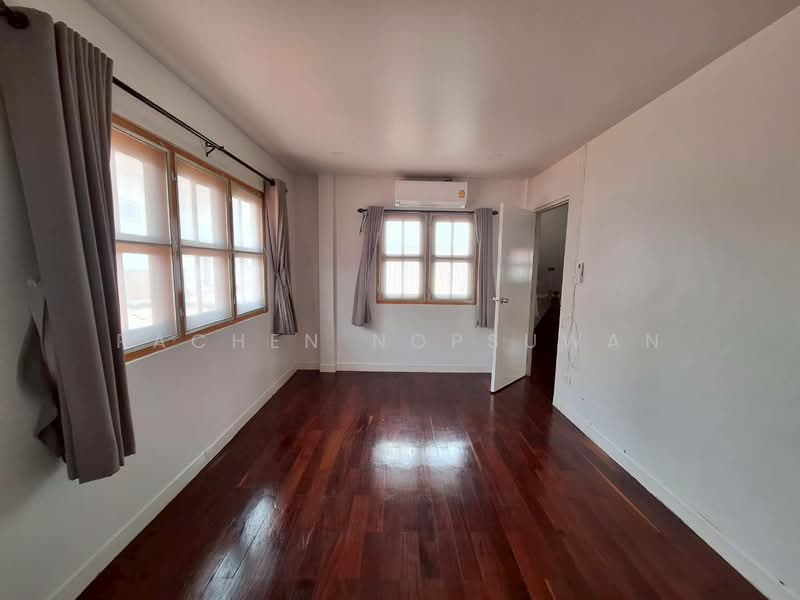 Sammakon Ramkhamhaeng, Bangkok, Ramkhamhaeng Road, Saphan Sung, Saphan Sung, Bangkok, 3 Bedrooms, 170 sqm, Single Detached House For Rent, by Rachen Nopsuwan, 500272335 - DDproperty.com