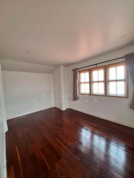 Sammakon Ramkhamhaeng, Bangkok, Ramkhamhaeng Road, Saphan Sung, Saphan Sung, Bangkok, 3 Bedrooms, 170 sqm, Single Detached House For Rent, by Rachen Nopsuwan, 500272335 - DDproperty.com