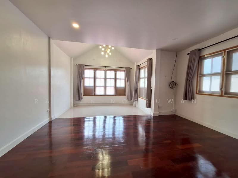 Sammakon Ramkhamhaeng, Bangkok, Ramkhamhaeng Road, Saphan Sung, Saphan Sung, Bangkok, 3 Bedrooms, 170 sqm, Single Detached House For Rent, by Rachen Nopsuwan, 500272335 - DDproperty.com